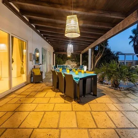 Cotriero Crystal Villa Gallipoli
