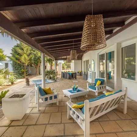 Cotriero Crystal Villa Gallipoli