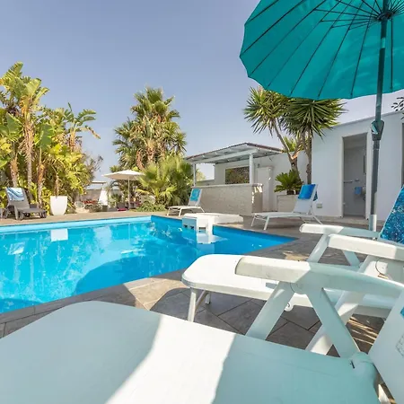 Villa Cotriero Crystal