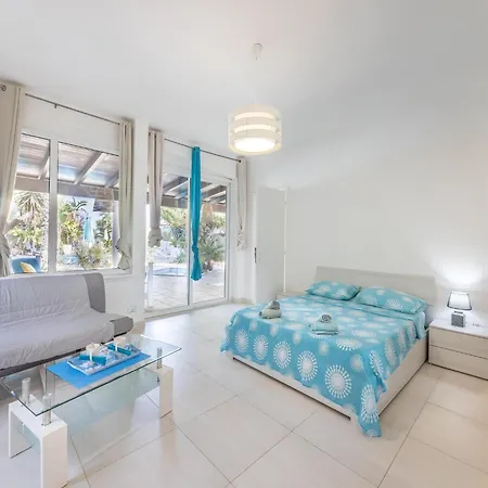 Villa Cotriero Crystal *