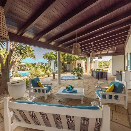 Cotriero Crystal Villa Gallipoli